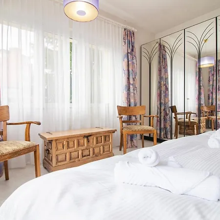 Haus Padrun 1 *