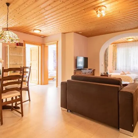 公寓 Haus Padrun 1 阿罗萨